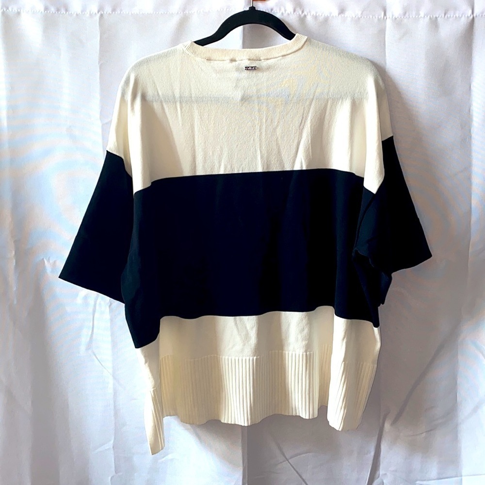 DKNY Color-Block Top - Picture 5 of 11